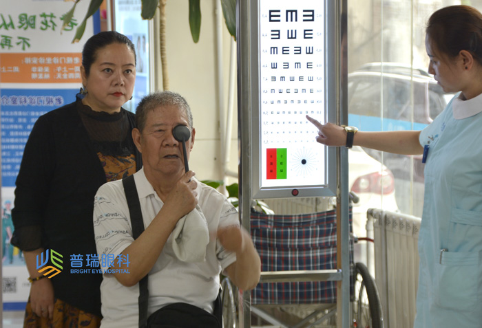 兰州眼科专家：视力从0.08到0.8