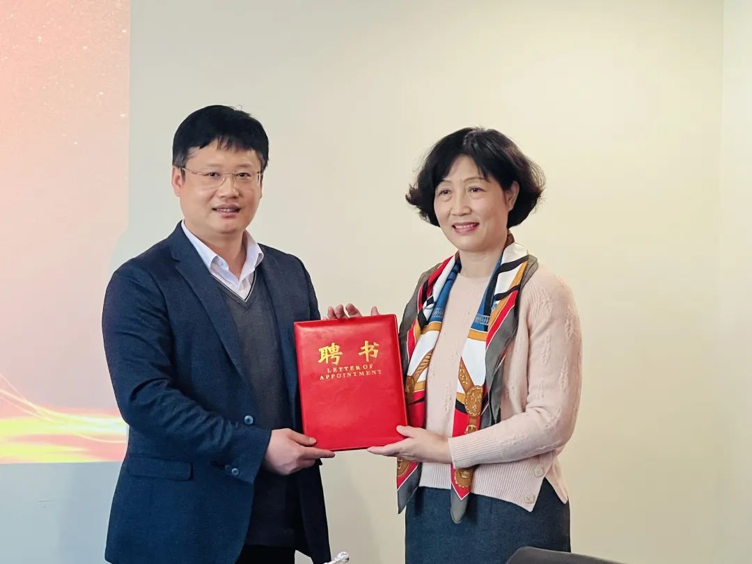 原兰州大学第一医院王海燕教授加盟兰州普瑞眼视光医院